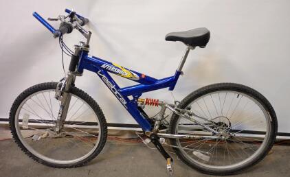 26" Dynacraft Vertical Aftershock Mountain Bike. 18 Speed
