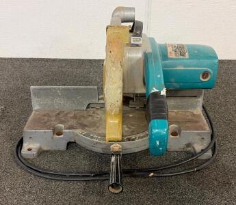 (1) Makita LS1000 Miter Saw!!! (Turns On)