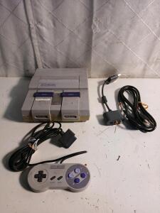 Nintendo Super NES Control Deck SNS-001, Includes Controller