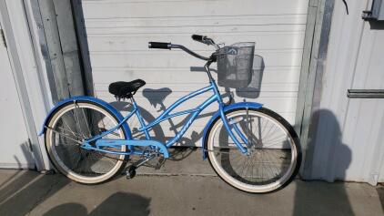 Schwinn Women's Cruiser Bicycle, Light Blue, 26" Wheels, Single Speed