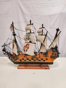 Spanish Galleon XV Century Model Ship, Wooden, 30"x24"x8"