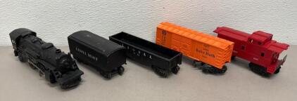 Lionel Scout Model Train Set, O Scale, Locomotive with 5 Cars