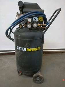 Central Pneumatic 21 Gallon Air Compressor On Wheels