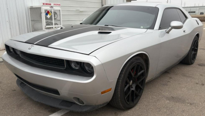 2010 DODGE CHALLENGER SRT8 - HEATED SEATS - 125K MILES!