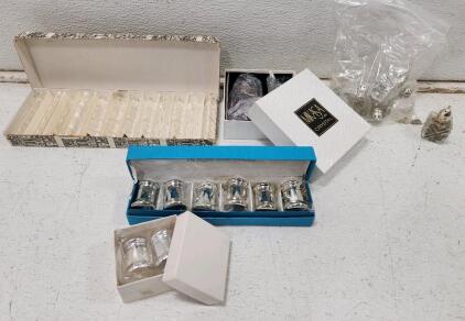 (1) Au Plomb Set 12 Crystal Bars Pressed Starburst Design (1) Mikasa Crystal Stanton Pink Salt And Pepper Shakers (9) Vintage Leonard Crystal Mini Salt And Pepper Shaker And More