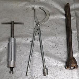 (1) Piston Pin Puller, (1l Pair Of Brake Spring Pliers & (1) Wheel Dresser / Cutter Tool