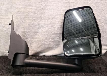 (1) Whale Motor Tow Mirror, Passenger Side