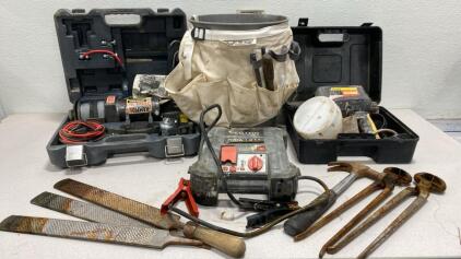 Champion 2000lb Winch ( Unable to Test ) Vector Jump Starter / Various Tools