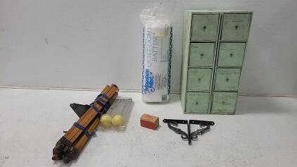 Miscellaneous Workshop Supplies Set with Wooden Organizer & Quilt Batting