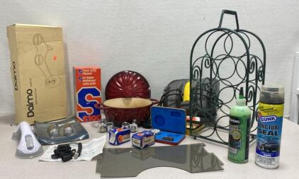 Total Cycle Cleaner / Pegs / Random Items