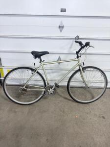Schwinn Express Hybrid Bicycle, 26" Wheels, Steel Frame, Light Green