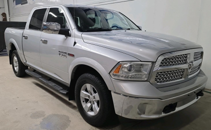 2015 RAM 1500 - 4X4! ECO DIESEL!