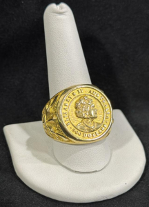 Stamped 14K Australian 500 Dollars Coin Ring Featuring The Effigy Of Queen Elizabeth II.