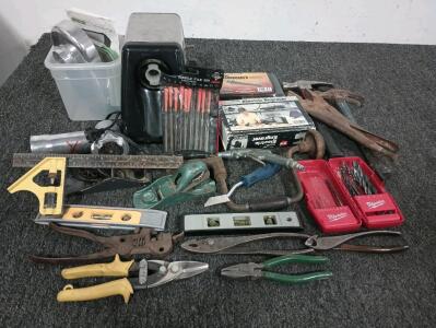 Cuisinart Meat Grinder, Electric Engraver, Wood burner, Various Hand Tools