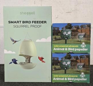 Squirrel Proof Smart Bird Feeder, (2) Solar Powered Unltrasonic Animal & Bird Pepeller