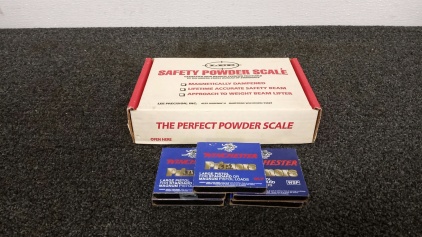 Lee Safety Powder Scale and Winchester Primers