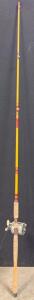 (1) Vintage Wright And McGill Salt Chuck Troll Fishing Pole With Penn Leveline 350 Fishing Reel