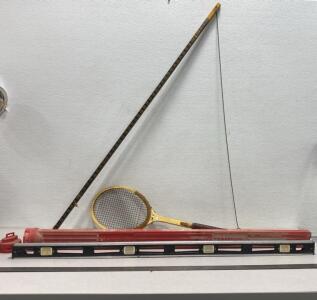 Level With Craftsman Case / Depth Measure / Metal Yard Stick