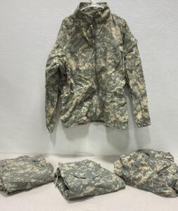 Camouflage (2) Jackets (2) Pants Large Sizes