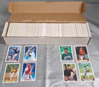 (1) Box Of Assorted. Baseball Trading Cards, Including HOFs, Rookies & Stars
