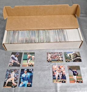 (1) Box Of Assorted. Baseball Trading Cards, Including HOFs, Rookies & Stars