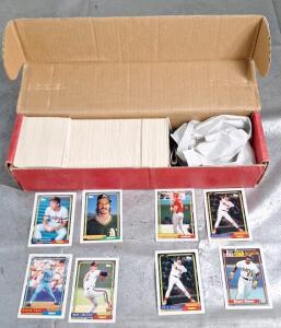 (1) Box Of Assorted. Baseball Trading Cards, Including HOFs, Rookies & Stars