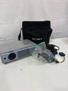 Sanyo PLC-XU48 LCD Projector, 2500 Lumens, XGA Resolution, Serial: G6109673