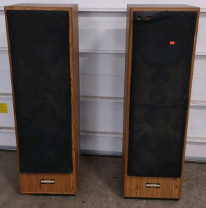 (2) Pioneer CS-9011 Floor-Standing Speakers 4-Way System