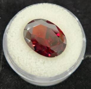 (1) 10.75 ct Pigeon Blood Red Ruby Diamond Cut VVS Faceted Gemstone