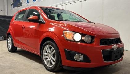 2013 CHEVROLET SONIC - TOUCH SCREEN INFOTAINMENT SYSTEM!