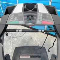 Pro-Form 585s Treadmill With Heart Rate Control And Cool Aire Fan - 4