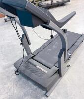 Pro-Form 585s Treadmill With Heart Rate Control And Cool Aire Fan - 8