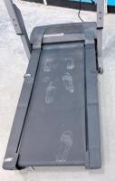 Pro-Form 585s Treadmill With Heart Rate Control And Cool Aire Fan - 11