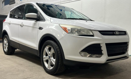 2014 FORD ESCAPE - 4X4! 127K MILES!