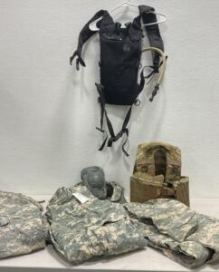 Camouflage Pants (3) Medium / Hydro Pack / Vest / Knee Pads