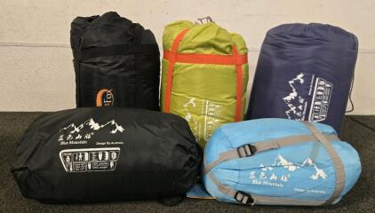 (5) Various Sleeping Bags
