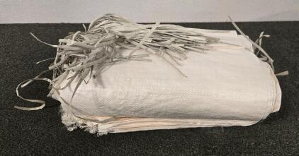 Box of 14" x 26" Sand Bags(Woven Bags w/Tie)