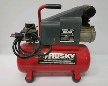 Husky 3 Gallon Oil Lubricated Air Compressor