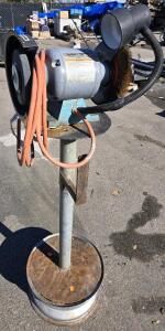 Central Machinery 8" Bench Grinder w/ Light On Metal Stand