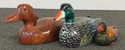 Handcrafted Wooden Decorative Duck Decoy Set, Painted, Various Colors, And Glass