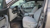 2011 KIA SORENTO - 3RD ROW SEATING! - 12