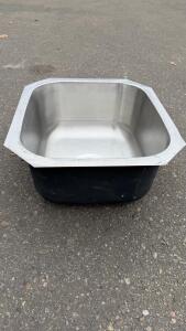 ProFlo PFUC1914 Undermount Stainless Steel Kitchen Sink, 19" x 14"