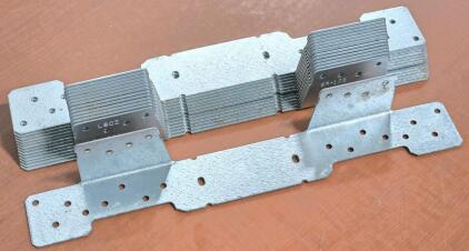 (14) Simpson Strong-Tie LSCZ Adjustable Stringer Connectors