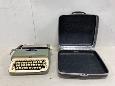 1995 Smith-Corona Galaxie Type Writter