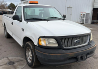 2000 FORD F-150 - LOW MILES!