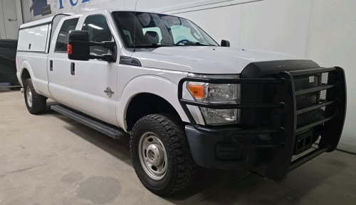 2015 FORD F-250 - TURBO DIESEL!