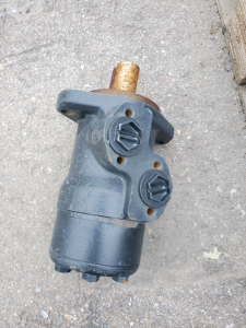 Sauer-Danfoss Hydraulic Motor, 80 cm&sup3;/rev, Made in Poland