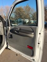 LOCAL FLEET - 2003 FORD F-550 SUPER DUTY - LIFT GATE! -LOCATED AT NAMPA MUSICK AUCTION! - 16