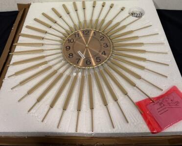 24&rdquo; Gold Clock Wall Art