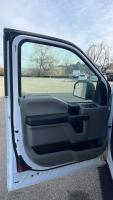 2017 FORD F-150 - 4X4! - 9